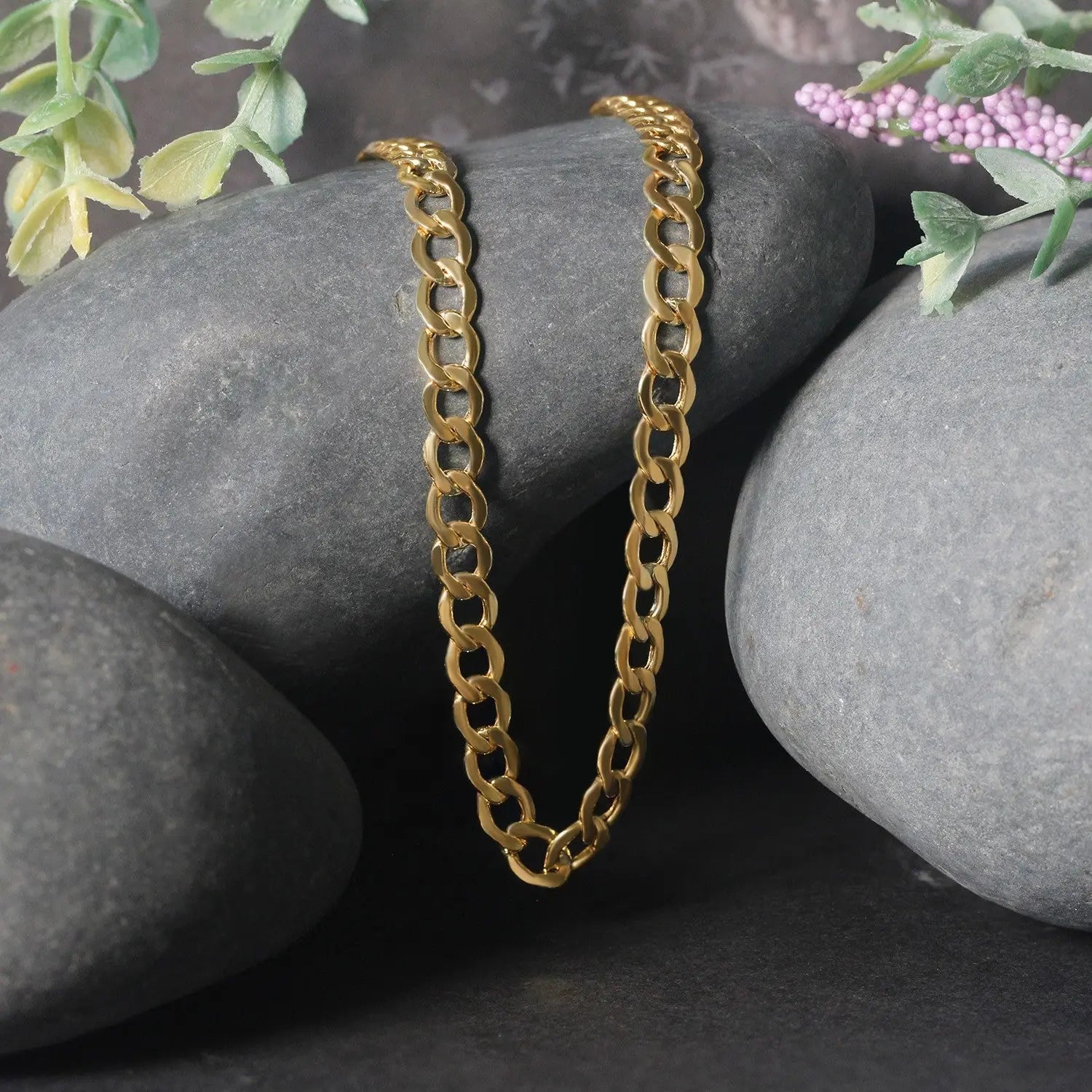 10k Yellow Gold Curb Chain (5.30 mm) RCJ Chains  CELESTIA LUXE JEWELLERS