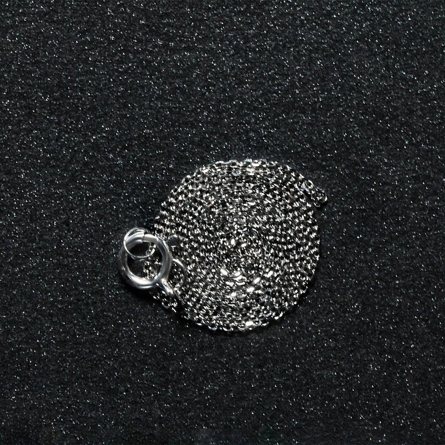 14k White Gold Diamond Cut Cable Link Chain (0.68 mm) RCJ Chains  CELESTIA LUXE JEWELLERS