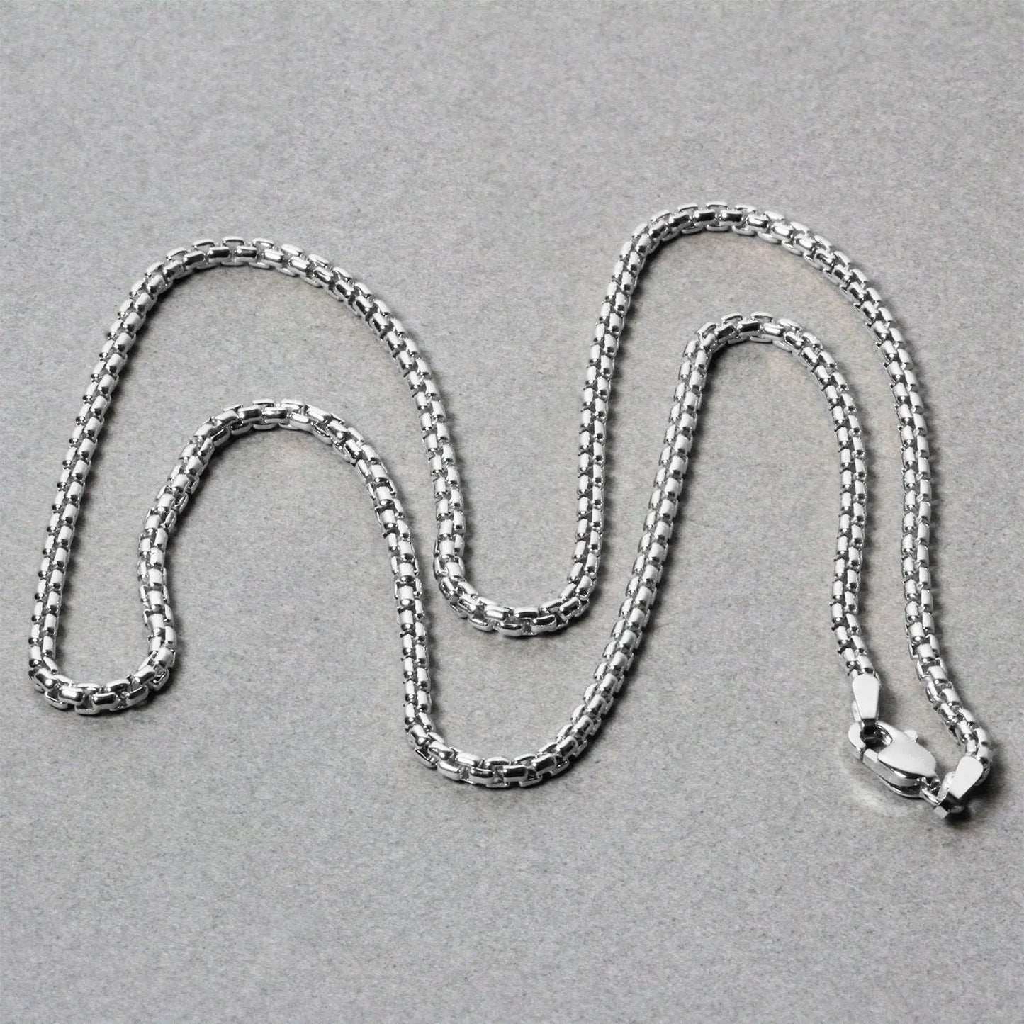 14k White Gold Solid Round Box Chain (2.5 mm) RCJ Chains  CELESTIA LUXE JEWELLERS