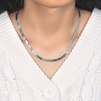 14k White Gold Super Flex Herringbone Chain (4.60 mm) RCJ Chains  CELESTIA LUXE JEWELLERS