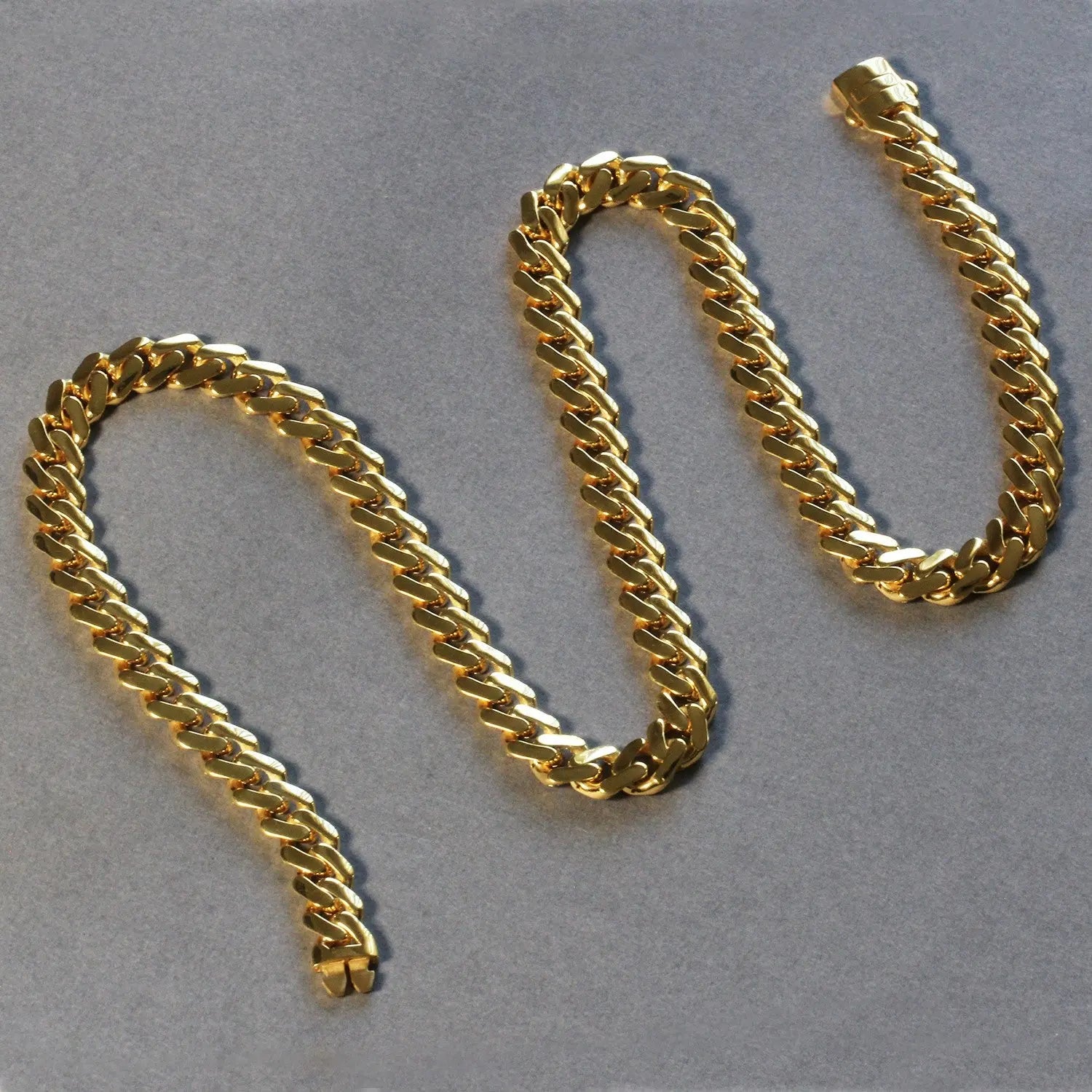 14k Yellow Gold 22 inch Polished Curb Chain Necklace RCJ Necklaces  CELESTIA LUXE JEWELLERS