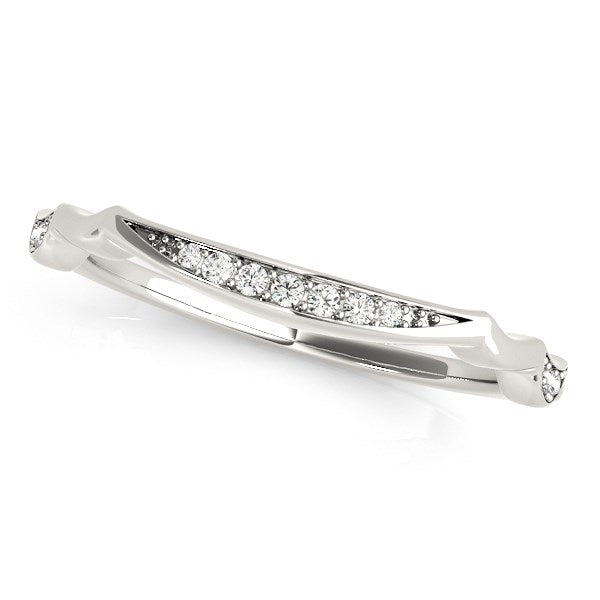 14k White Gold Unique Graduated Style Diamond Wedding Band (1/10 cttw) RCJ Rings  CELESTIA LUXE JEWELLERS